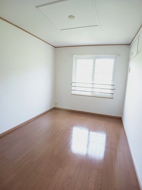 ホープヒルズ3番館の物件内観写真