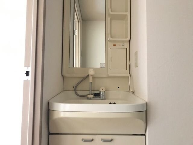 グランドール弐番館の物件内観写真