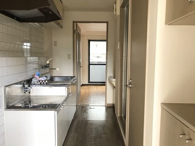 グランドール弐番館の物件内観写真