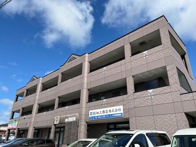 グランクリュ (Grand Cru)の物件外観写真