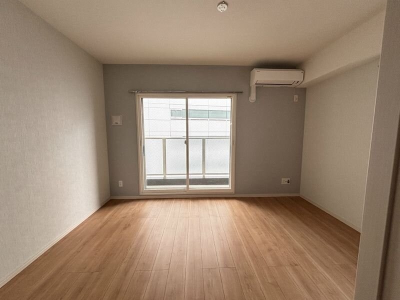 サンライズ本町の物件内観写真