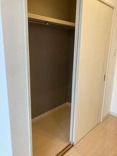 ヴィアーレ新寺の物件内観写真