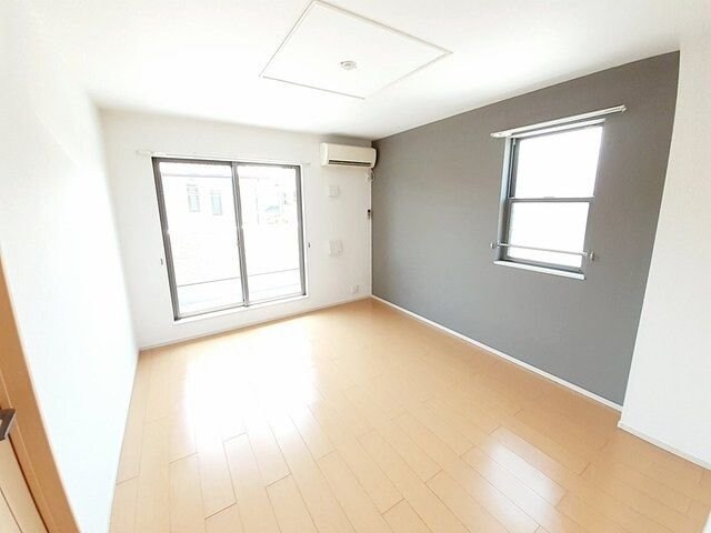 サンシャイン四郎丸の物件内観写真