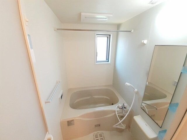 サンシャイン四郎丸の物件内観写真