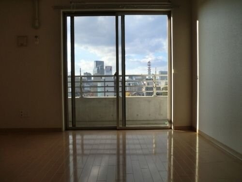 ヴィアーレ新寺の物件内観写真