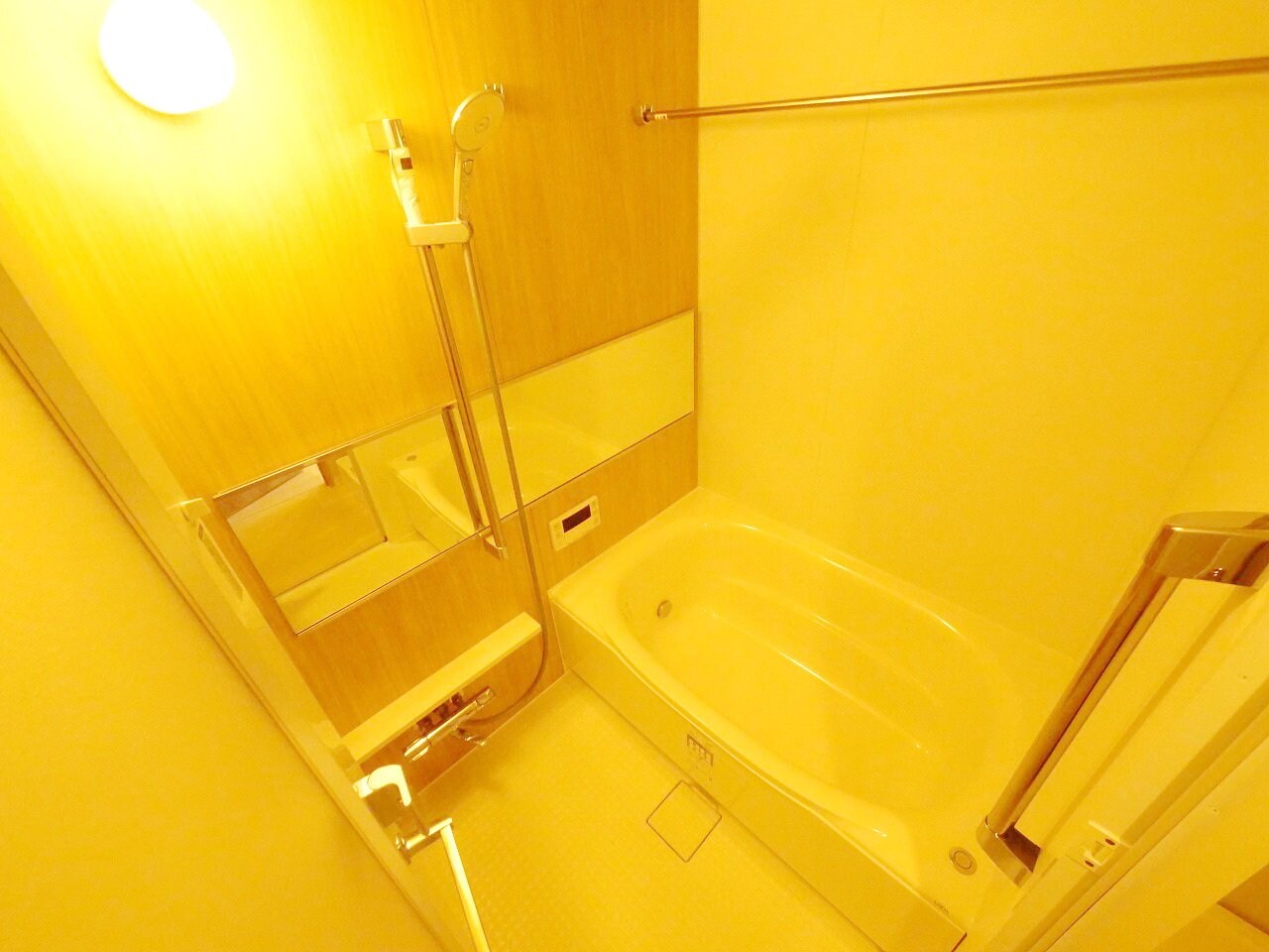 シーズンフラッツ青葉通一番町の物件内観写真