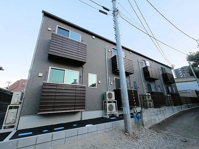 デュマンIの物件外観写真