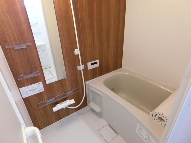 アイリーコート南小泉の物件内観写真