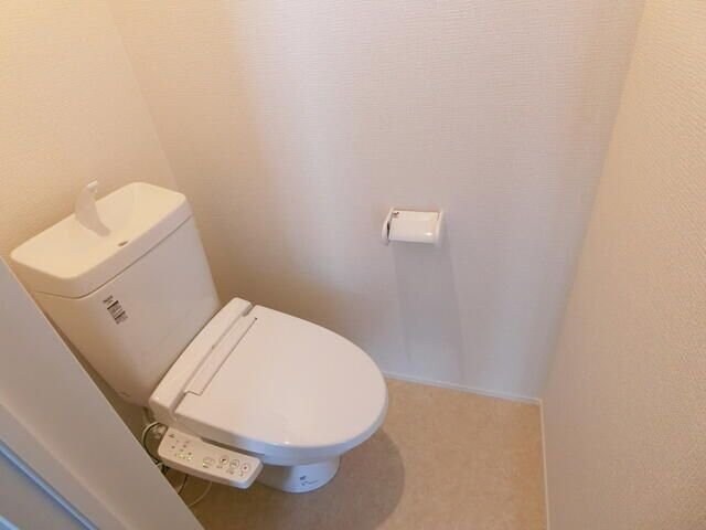 アイリーコート南小泉の物件内観写真