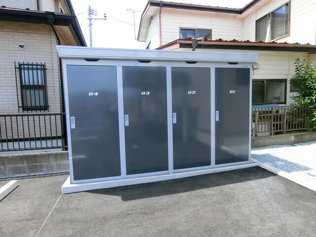 アイリーコート南小泉の物件内観写真