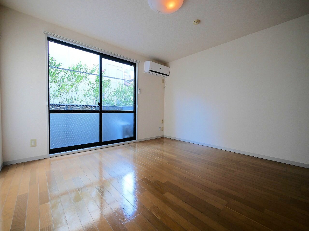 ミレニアム広瀬の物件内観写真