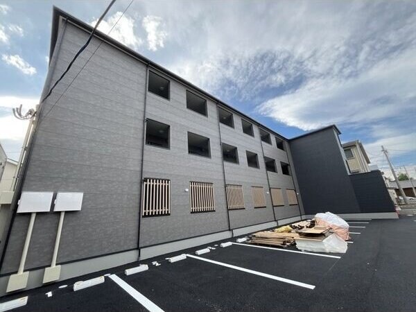 RS Residenceの物件外観写真