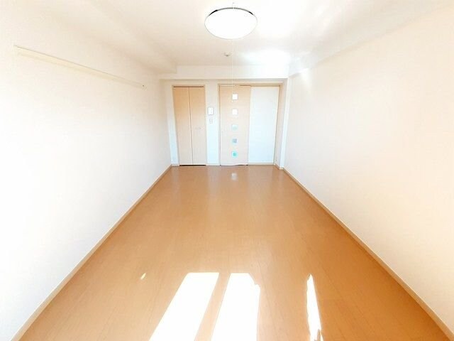 イリーデ・ヴィオラの物件内観写真