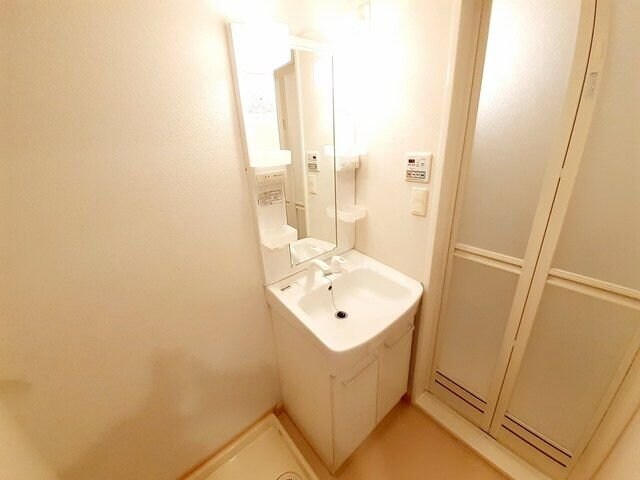 イリーデ・ヴィオラの物件内観写真