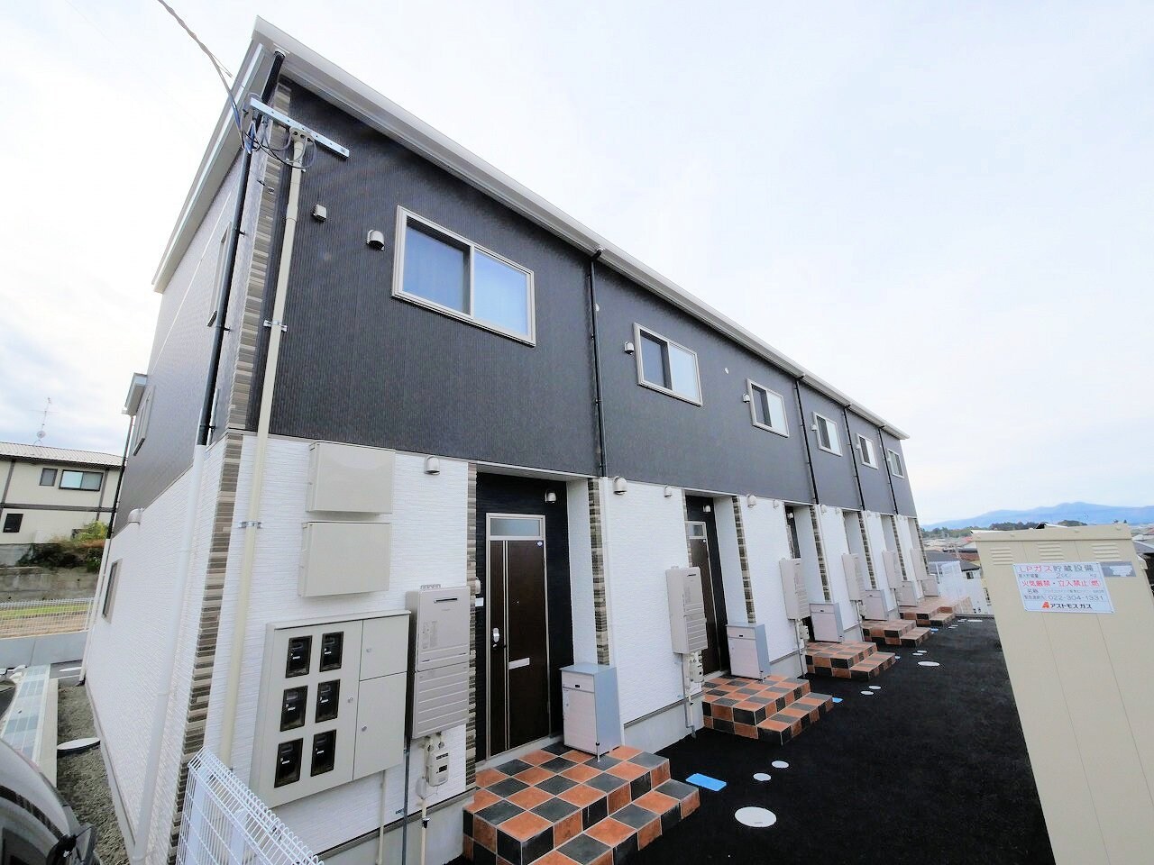 エスペランサ岩切IIの物件外観写真