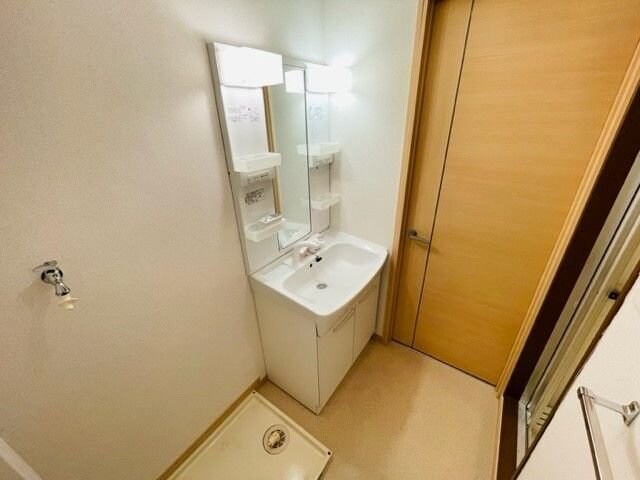 コンフォールUEMATSUIIの物件内観写真