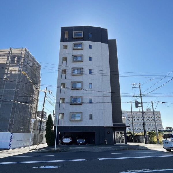 M CHATELETの物件外観写真