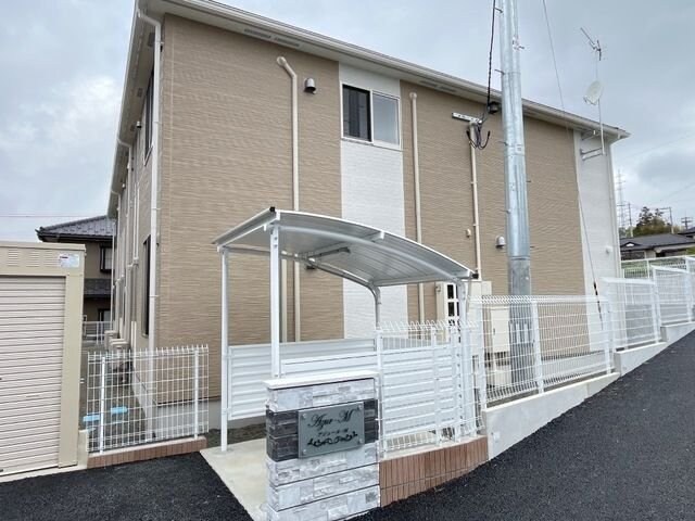 アジュール・Mの物件外観写真