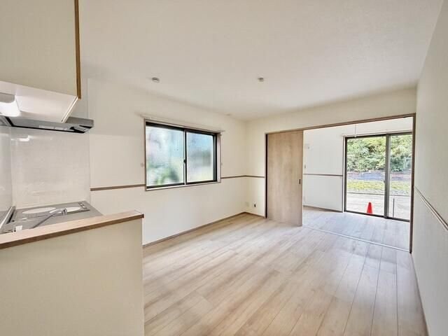 シャイニングパレス宮城野原の物件内観写真