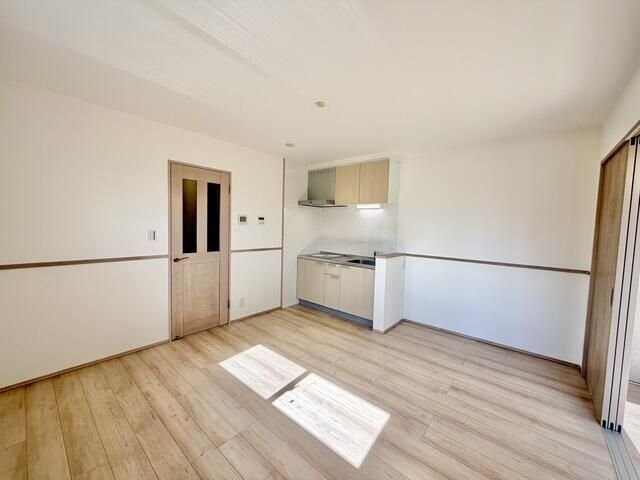 シャイニングパレス宮城野原の物件内観写真