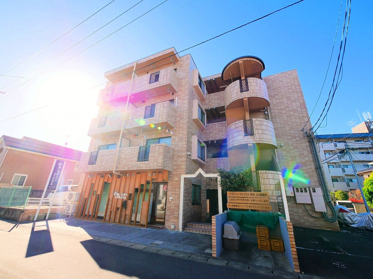 STAYニュータイプビルの物件外観写真