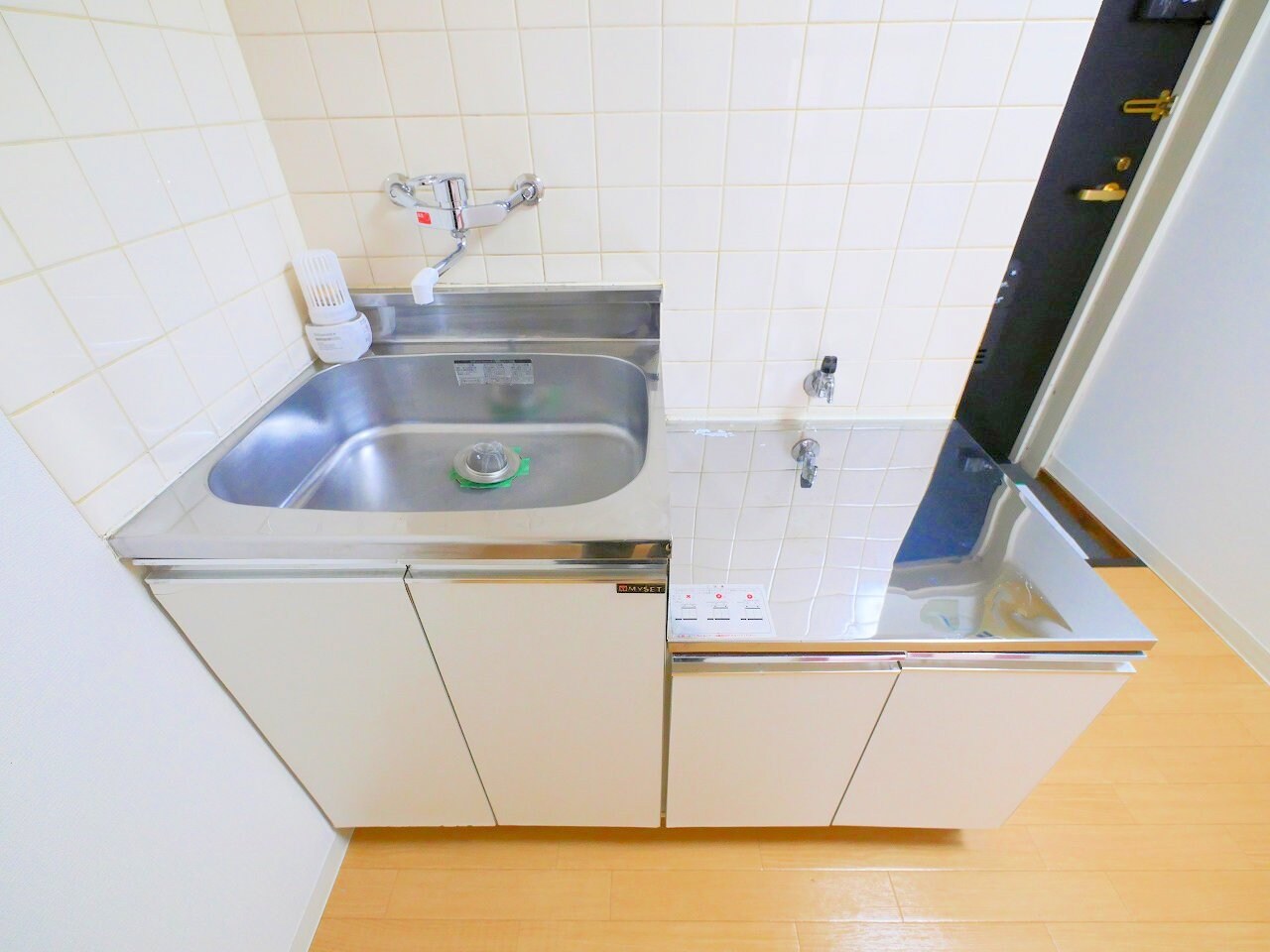 STAYニュータイプビルの物件内観写真