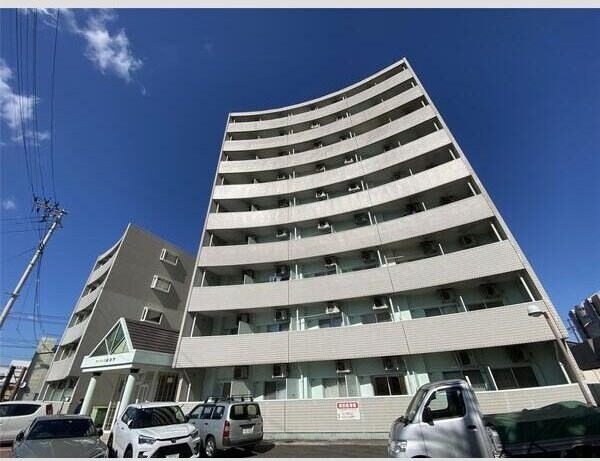 サンパレスシカマの物件外観写真