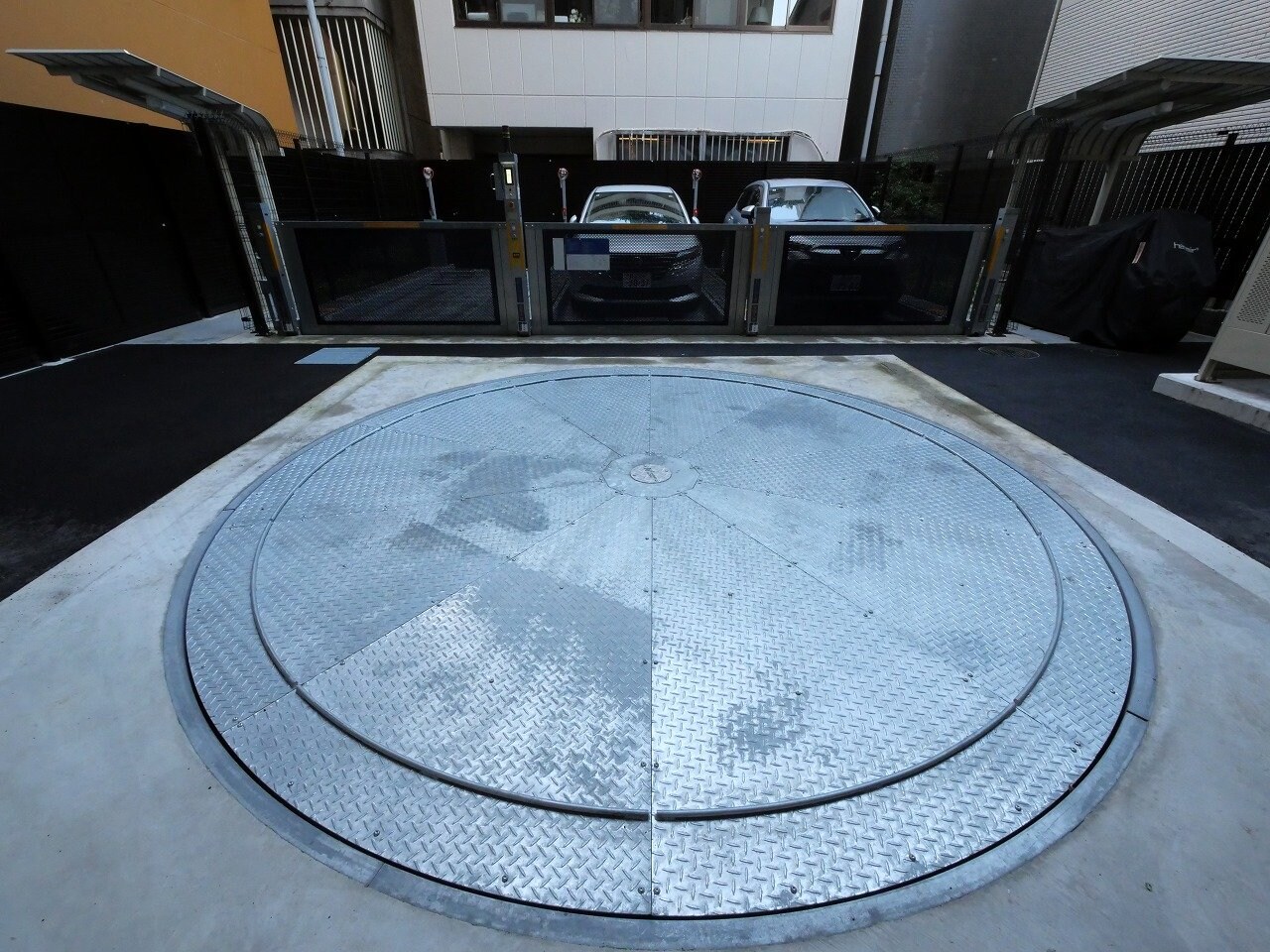 シーズンフラッツ青葉通一番町の物件内観写真