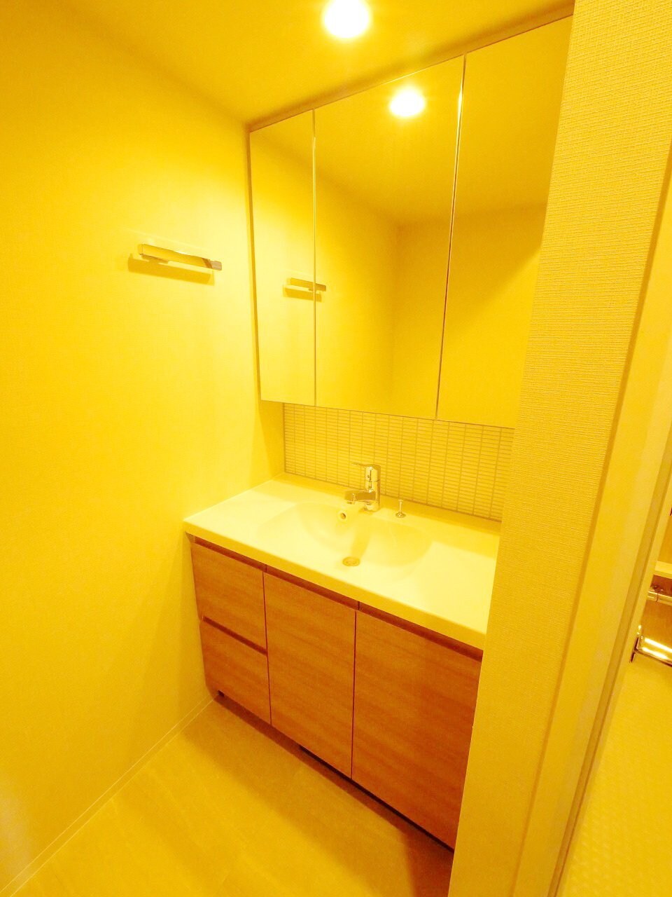 シーズンフラッツ青葉通一番町の物件内観写真