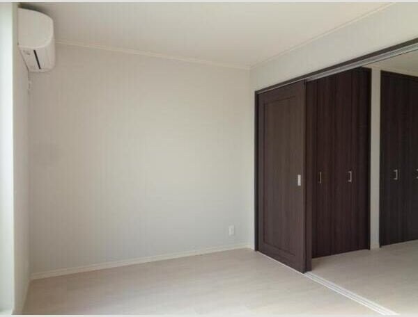 リアーレ市名坂の物件内観写真