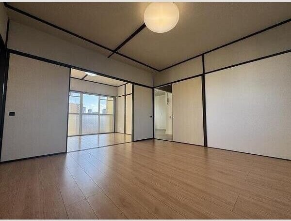 梅田ハイツの物件内観写真