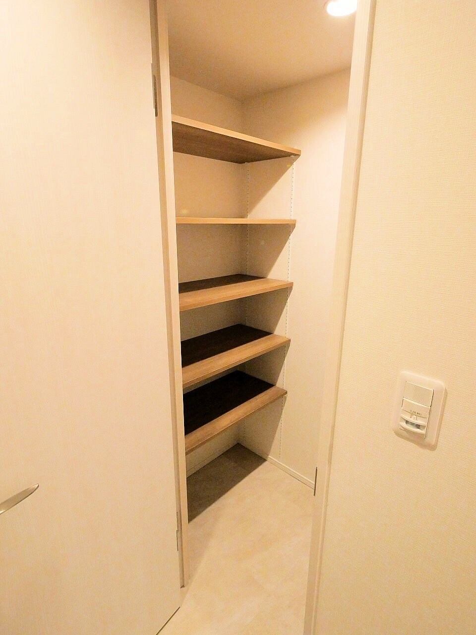 シーズンフラッツ上杉の物件内観写真