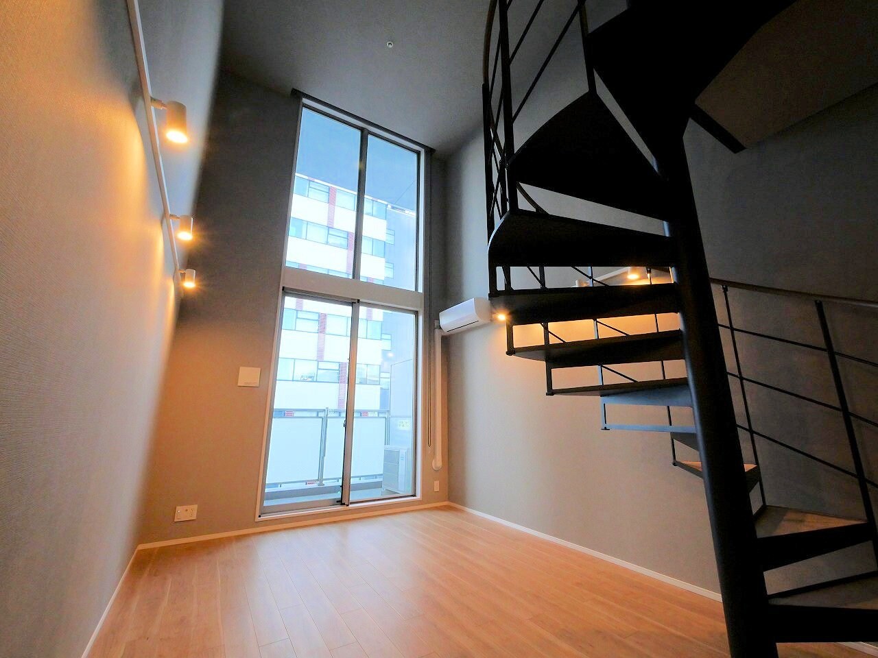 シーズンフラッツ上杉の物件内観写真