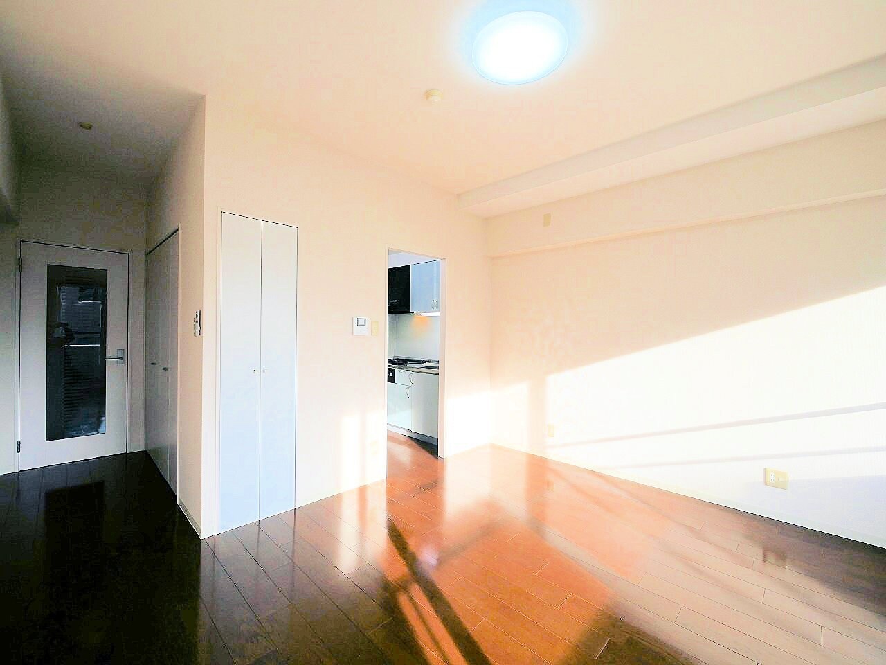 La Douceur榴ヶ岡の物件内観写真