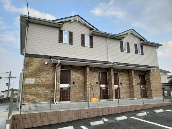 ムーンライトBの物件外観写真