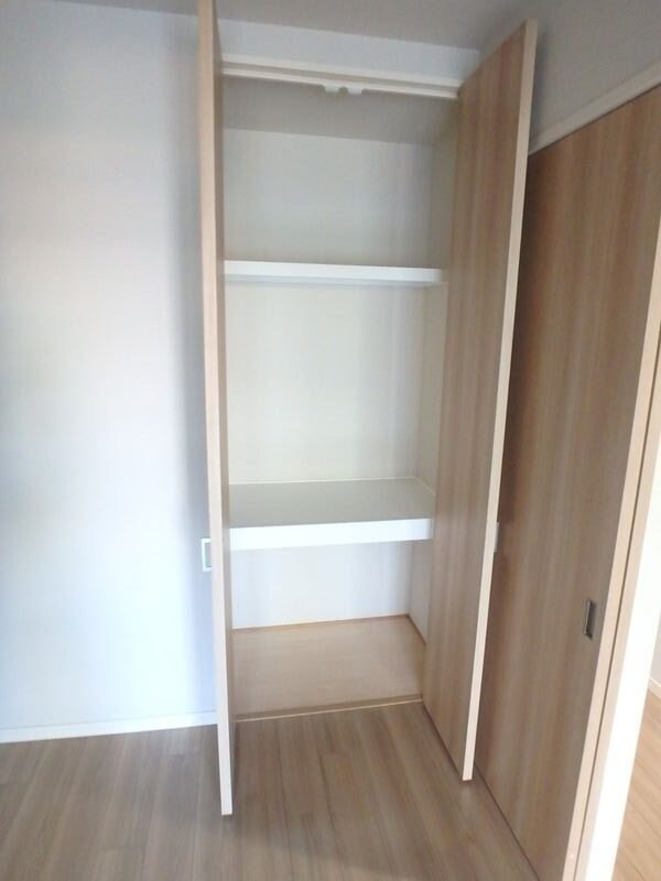 シュロスミーナ晩翠通の物件内観写真