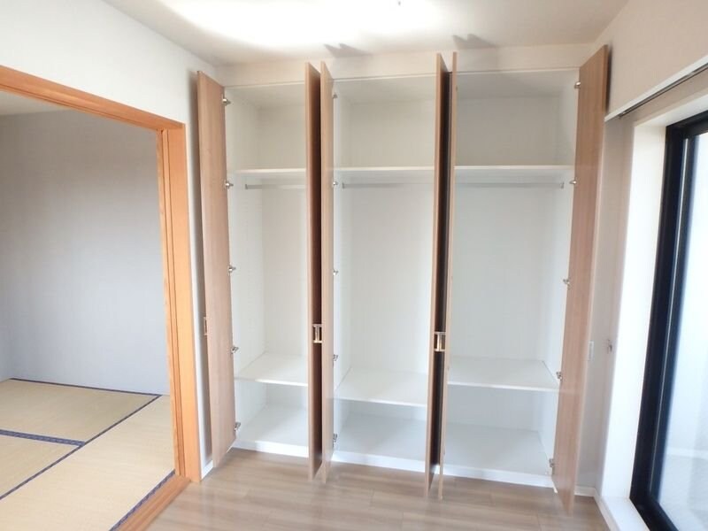 シュロスミーナ晩翠通の物件内観写真