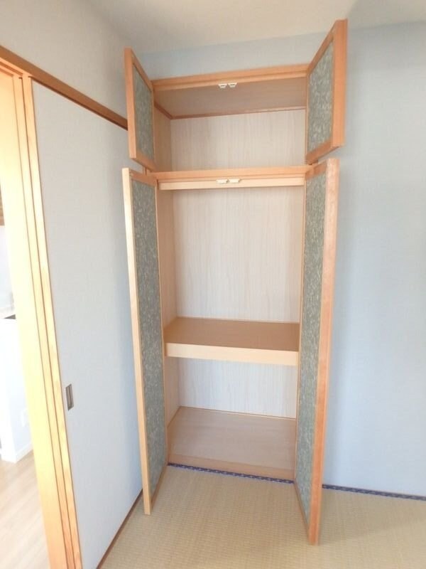 シュロスミーナ晩翠通の物件内観写真