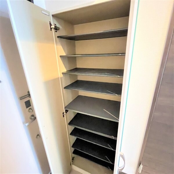 シティタワー二十人町の物件内観写真