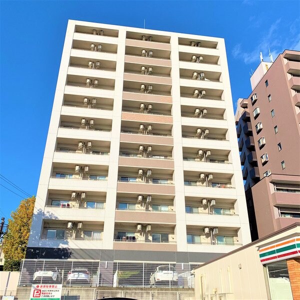 スクエア泉中央の物件外観写真