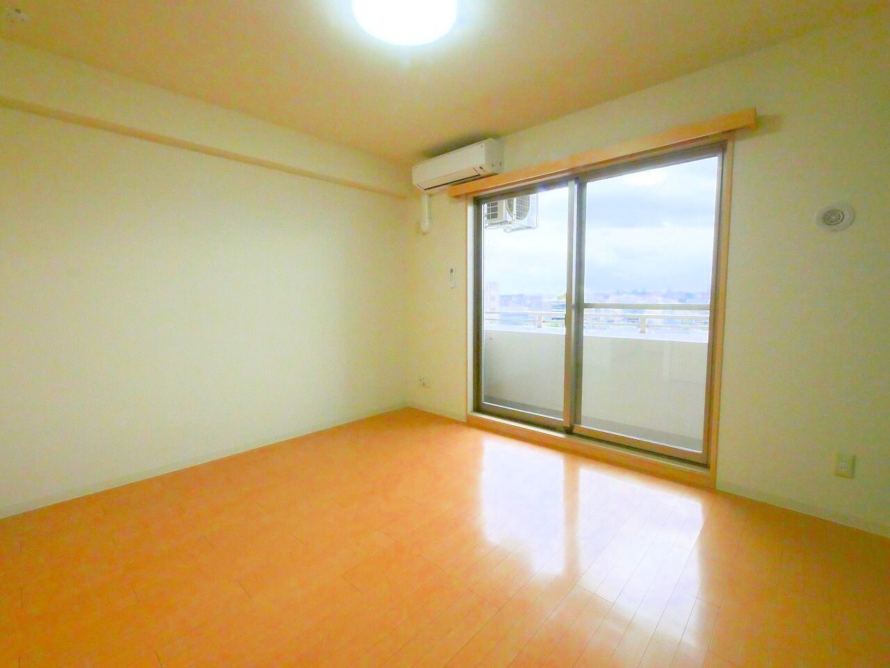 スクエア泉中央の物件内観写真