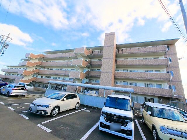 オークス南仙台の物件外観写真