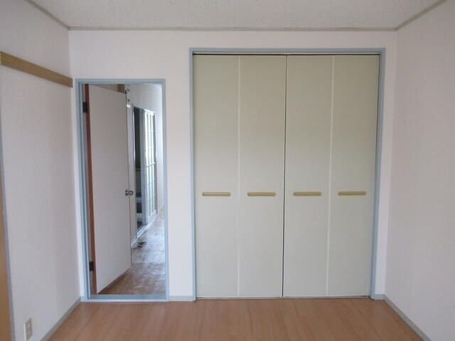 フォーレストハウスBの物件内観写真