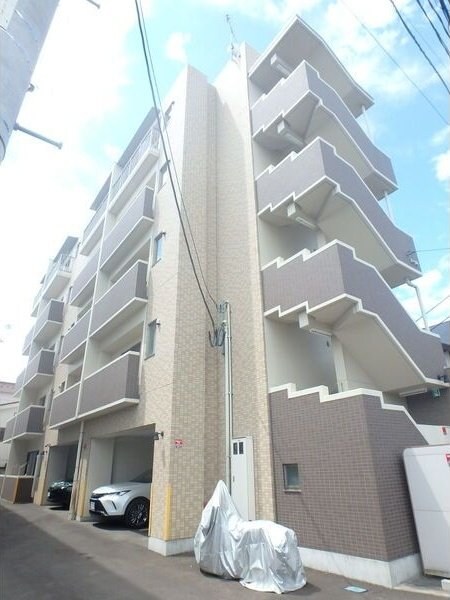 エルフ上杉の物件外観写真