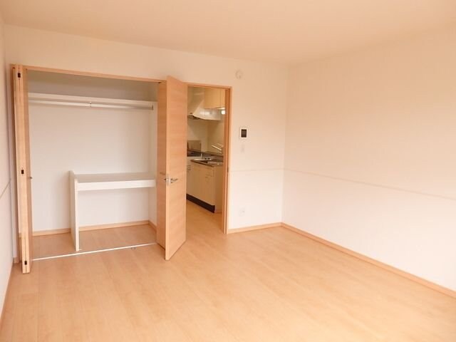 ソレイユ向山壱番館の物件内観写真