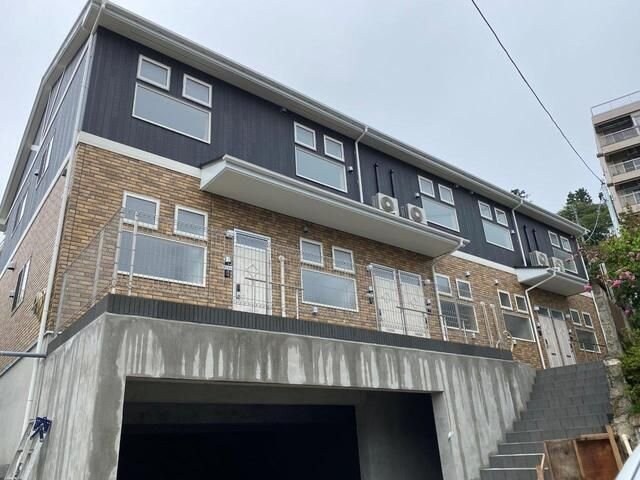 ソレイユ向山壱番館の物件外観写真