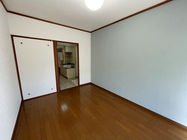 エクセランス・ド・花京院の物件内観写真