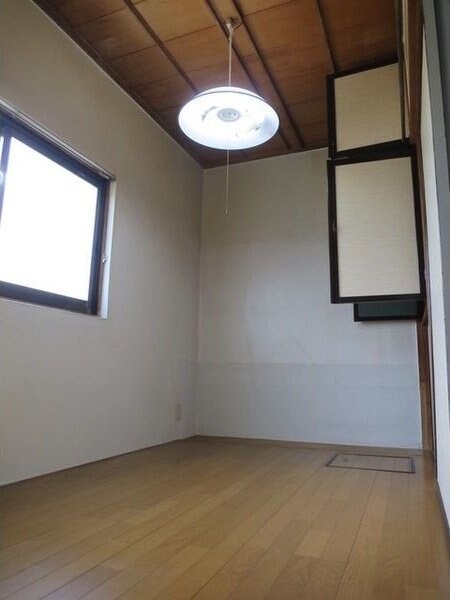 小田原7丁目貸家の物件内観写真