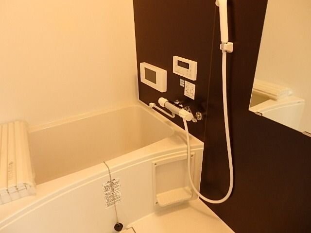 アヴァンセ高砂IIの物件内観写真