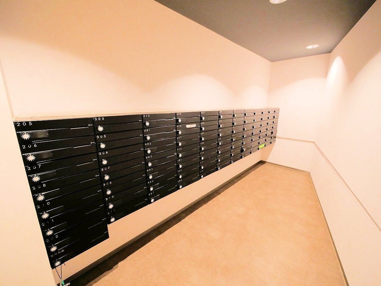 La Douceur榴ヶ岡の物件内観写真